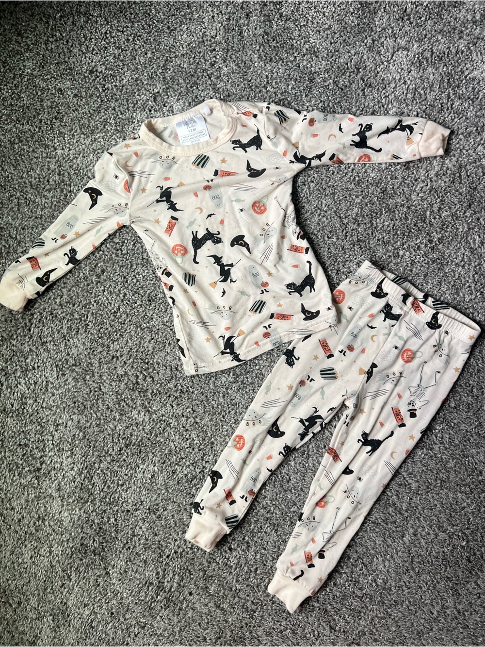 Halloween Long-Sleeve Pajama Set